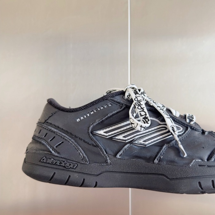 WOMEN SIZE 35-39 Men SIZE 39-45 B*alenciaga Sneaker  Top quality 1:1