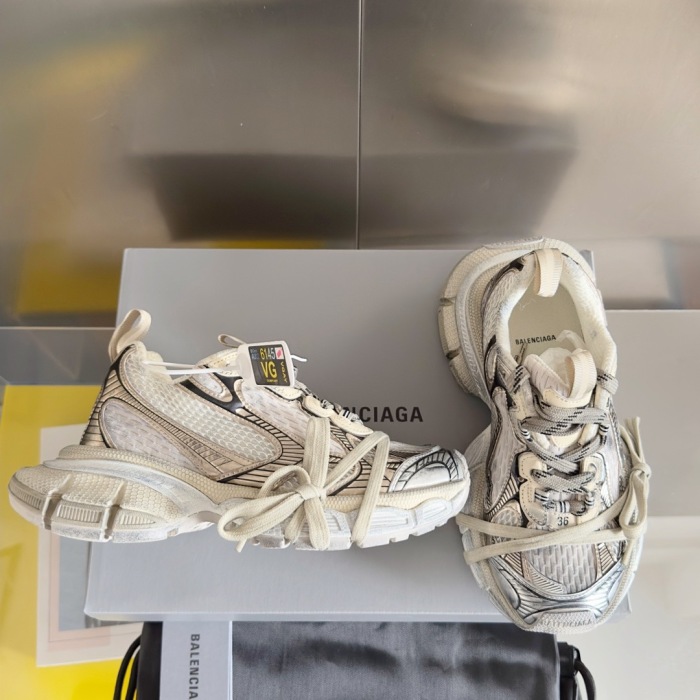 WOMEN SIZE 35-39 Men SIZE 39-45 B*alenciaga Sneaker  Top quality 1:1