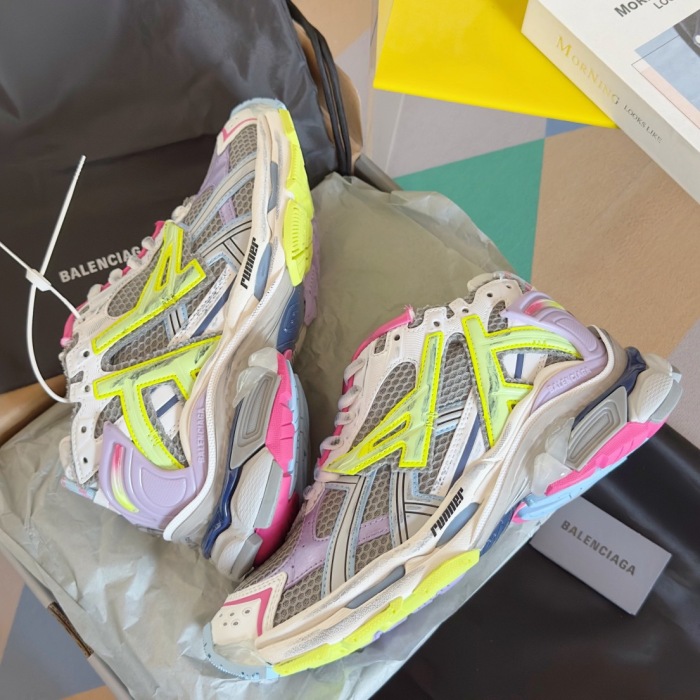 WOMEN SIZE 35-39 Men SIZE 39-45 B*alenciaga Sneaker  Top quality 1:1