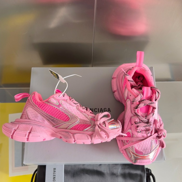 WOMEN SIZE 35-39 Men SIZE 39-45 B*alenciaga Sneaker  Top quality 1:1