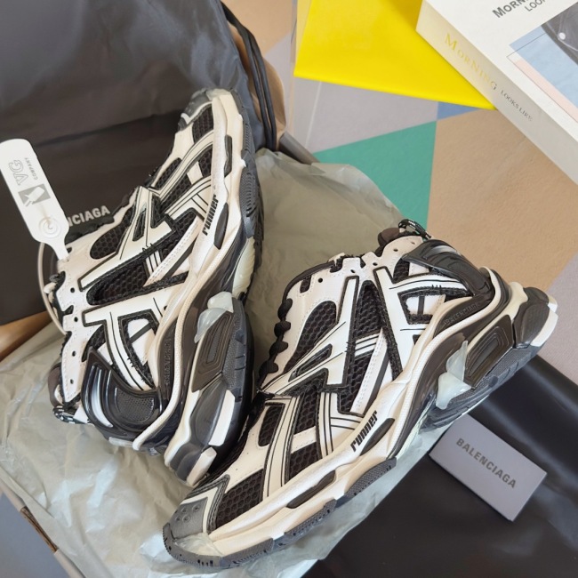 WOMEN SIZE 35-39 Men SIZE 39-45 B*alenciaga Sneaker  Top quality 1:1