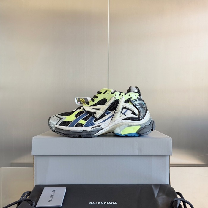 WOMEN SIZE 35-39 Men SIZE 39-45 B*alenciaga Sneaker  Top quality 1:1