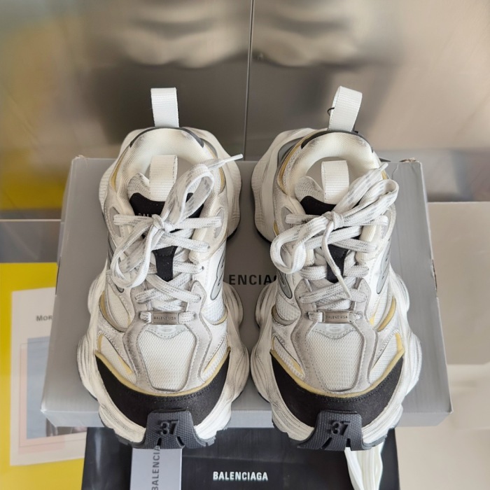 WOMEN SIZE 35-39 Men SIZE 39-45 B*alenciaga Sneaker  Top quality 1:1