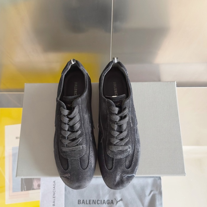 WOMEN SIZE 35-39 Men SIZE 39-45 B*alenciaga Sneaker  Top quality 1:1