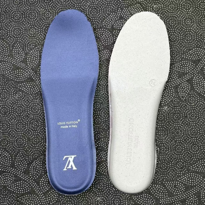 Men  Women  L*ouis V*uitton   Top Sneaker L*V Trainer