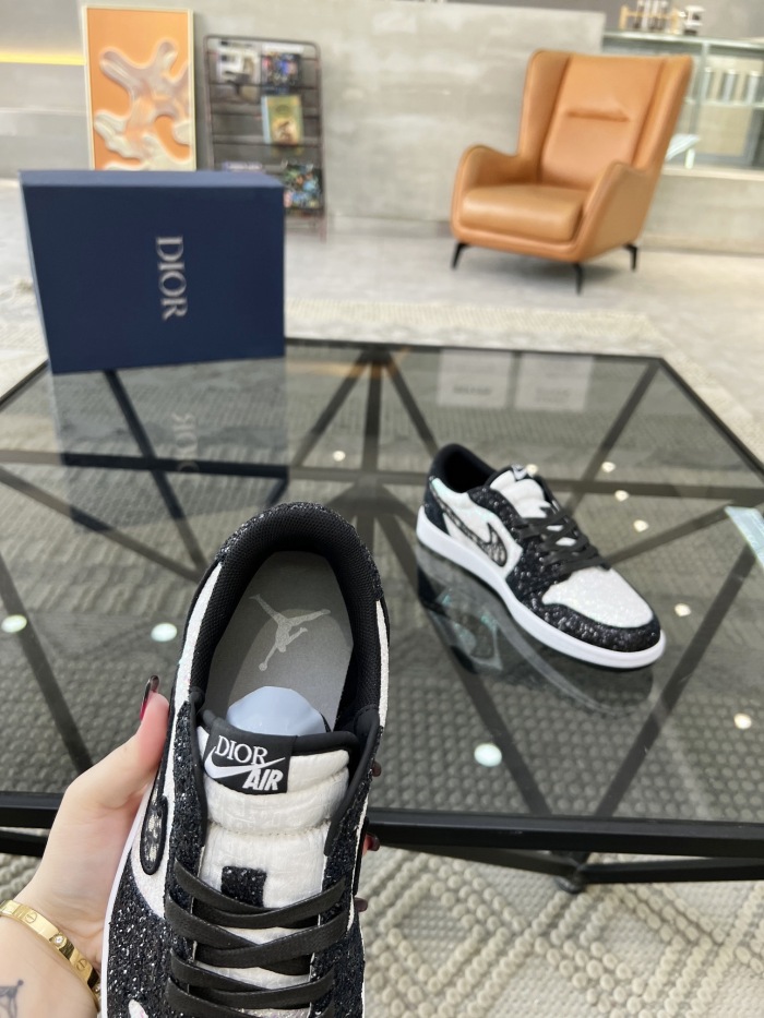 Nike Air Jordan 1