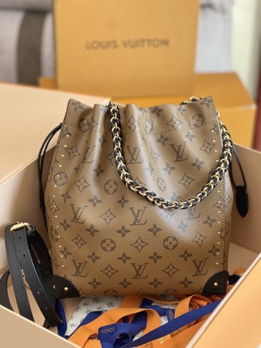 L*ouis V*uitton  Bag Top quality 1:1