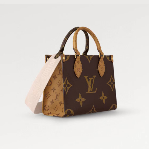 Louis Vuitton Leather Shoulder Bag Bags #nigo56843