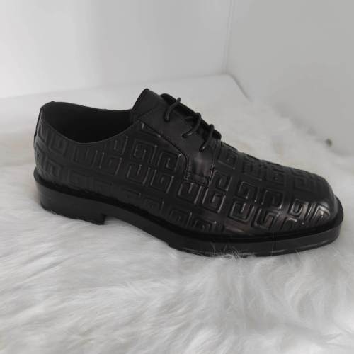 GIVENCHY Goods on special offer Embossed logo leather shoes TOP version EUR 43 No refunds or exchanges (2)