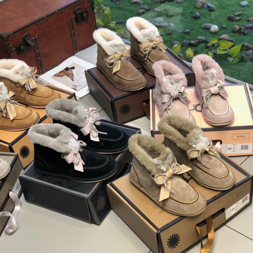 UGG Medium Length Plush Fashionable Snow Cotton Shoes #nigo22114