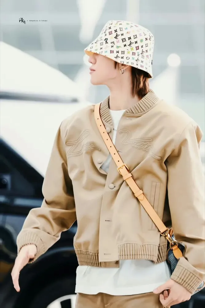NIGO Louis Vuitton Men's Spring & Autumn Solid Color Zipper Letter Embroidery Single Breasted Fitted Long Sleeve MONOGRAM Reversible Nylon Windproof Jacket #nigo71366