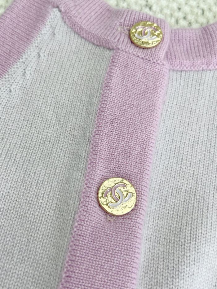 NIGO Chanel Women's Spring And Summer Color Blocking Neck Knit Single breasted Undershirt Knit Sweater Jacket Sleeve Set #nigo73527