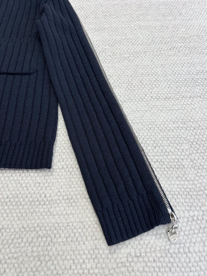 NIGO Chanel Women's Spring and Autumn Solid Color Slant Shoulder Zipper Wool Knit Sweater #nigo73841