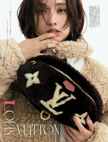 NIGO Louis Vuitton Women's Autumn and Winter Solid Color Pellet Fleece High Neck Long Sleeve Zipper Jacket #nigo75128