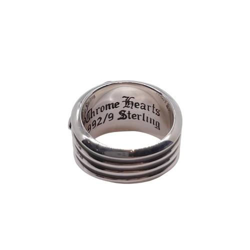 L NIGO Chrome Hearts ring