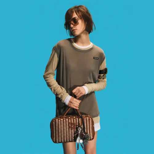 NIGO MiuMiu Women's Summer Ultra-Thin Fake Three-Piece Collision Bottom Shirt Fashionable Modern Trend Casual Round Neck Long Sleeve T-Shirt #nigo76335