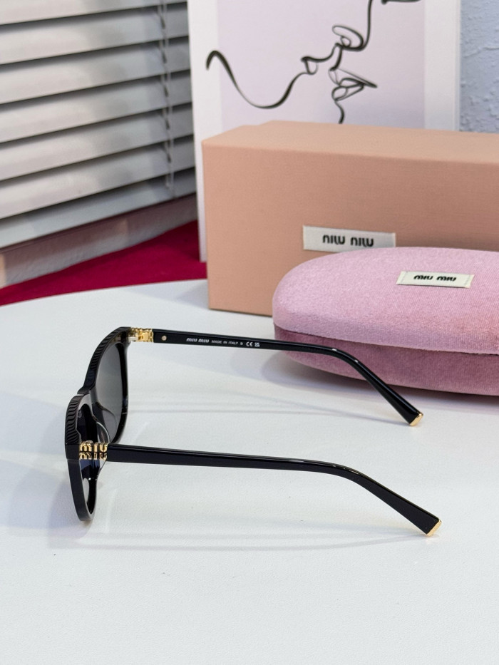 NIGO MiuMiu Women's Solid Color Legs Logo Design Acetate Square Optical Frames Sunglasses Optical Eyewear Glasses #nigo76492
