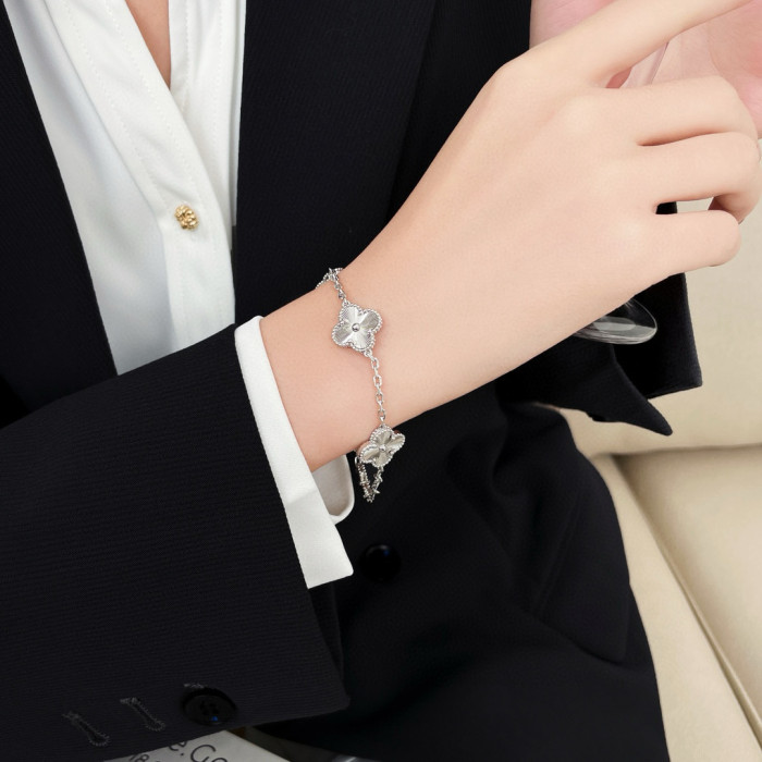 NIGO Van Cleef&Arpels Women's Vintage Alhambra Bracelet Solid Color Fashion 5 Four Leaves Lucky Patterns Jewelry Accessories #nigo81174