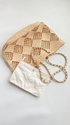 NIGO Chanel Women's CoCo Beach Collection Woven Shopper Solid Color Gold Buckle Logo Checkered Casual Tote Bag Bags AS4576-B15546-NW424 #nigo81292