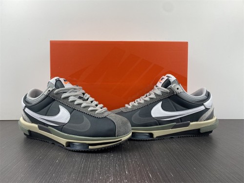 Sacai x Nk Zoom Cortez 4.0 DQ0581-001