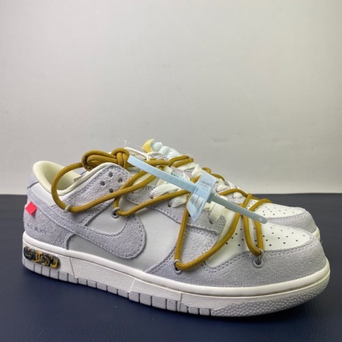 O*ff-W*hite x Nike Dunk Low