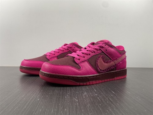 Nike Spruces Up Its Dunk Low Team Red/Pink DQ9324-600