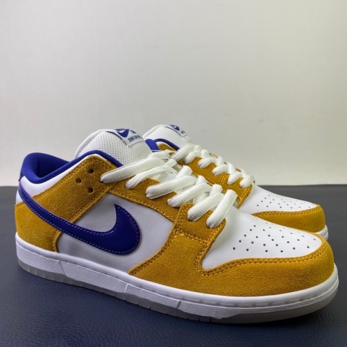 Nike SB Dunk Low