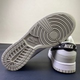 Nike SB Dunk Low DR9654 001