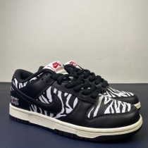 Nike Dunk SB Low Zebra DM3510-001