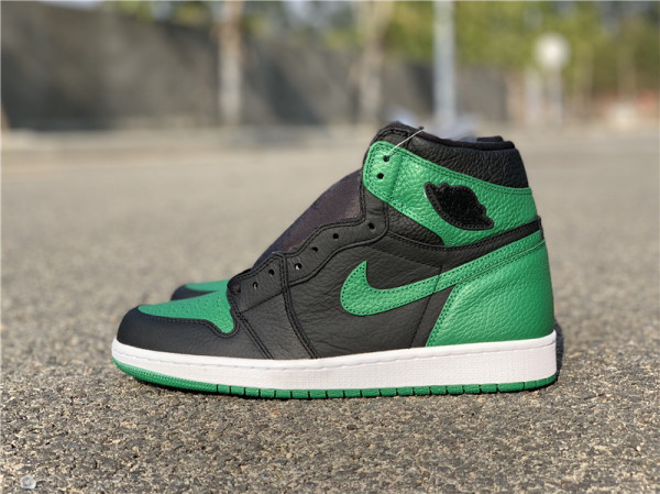 Air Jordan 1 Retro High OG Pine Green 555088-030