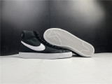 Nike Blazer Mid CD8233-100