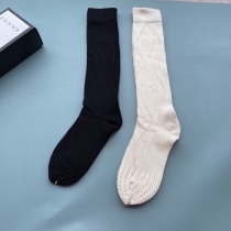 Socks 2 pairs