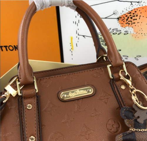 L*ouis V*uitton Top Bag 31*24*13cm