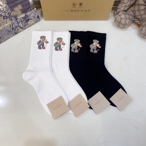 Socks 4 pairs