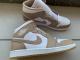 Air Jordan 1 Mid