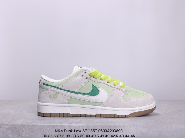 Nike Dunk Low SE “85”