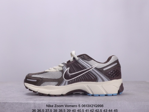 Nike Zoom Vomero 5 SP