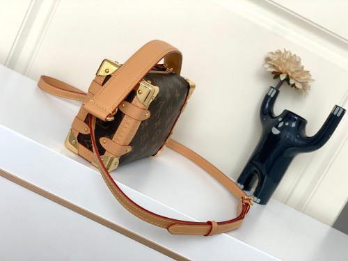 L*ouis V*uitton Bag Top Quality 18*12.5*8cm
