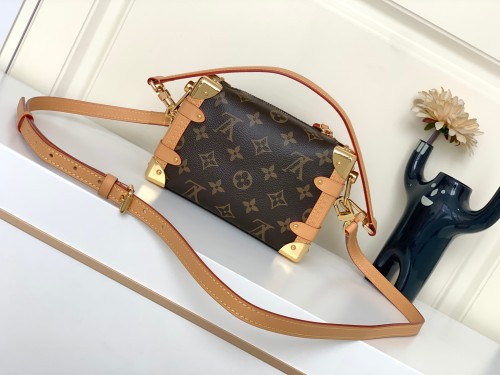 L*ouis V*uitton Bag Top Quality 18*12.5*8cm