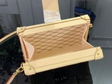L*ouis V*uitton Bag Top Quality 20*12.5*6 cm