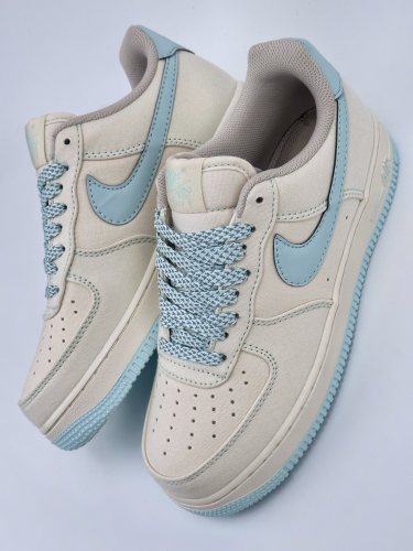 Nike Air Force 1 Low 07