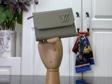 L*ouis V*uitton Bag Top Quality 11*8.5*2cm