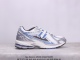 New Balance M1906