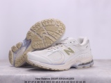 New Balance 2002R
