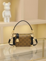 L*ouis V*uitton Bag Top Quality 18*12.5*8cm