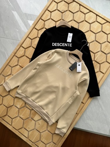 D*escente Men Women Tops  Top Quality