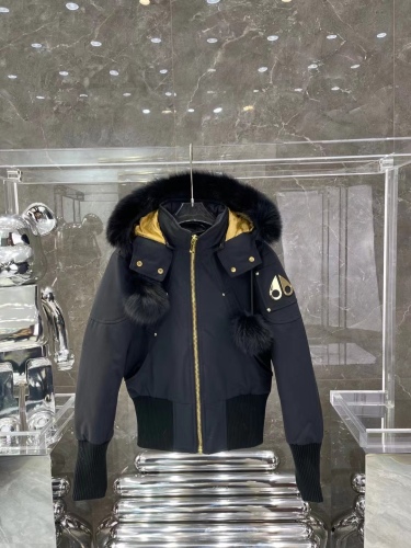 M*oose K*nuckles Women Jacket/Sweater Top Quality