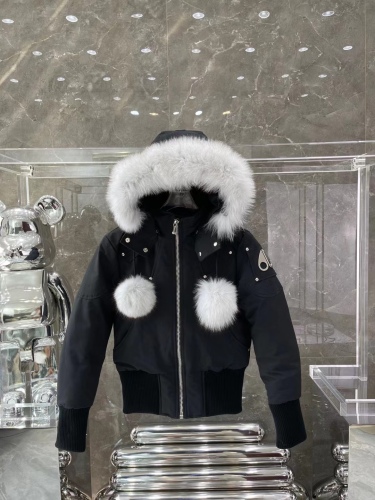 M*oose K*nuckles Women Jacket/Sweater Top Quality