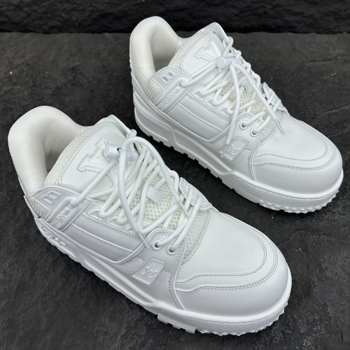 L*ouis V*uitton Men Women Top Sneaker