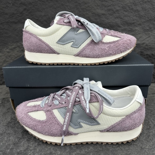 New Balance  471 Top Sneaker